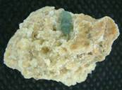 APATITE WITH FELDSPAR & CALCITE SPECIMEN. 57 X 40 X 28MM APROX. 62g. SP959