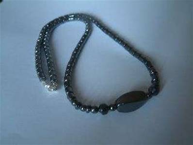 Hematite necklace with clasp. cyn81011