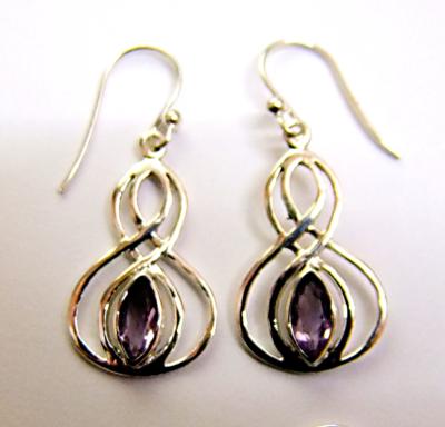 925 SILVER PENDANT STYLE EARRINGS.   E3304