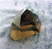 POLISHED GOLDEN RUTILATED QUARTZ POINT. SP6566POL