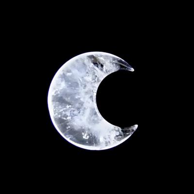 GEMSTONE CRESCENT MOON CARVING IN QUARTZ.  SPR14078POL