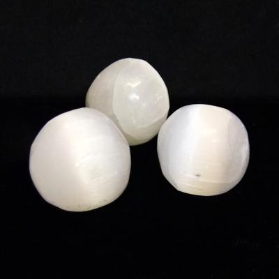 Selenite/ Satin Spar Polished Pebbles.   SPR15790POL