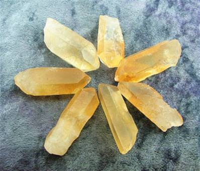 TANGERINE QUARTZ POINTS. SPR6531