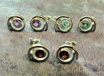 925 SILVER SPIRAL DESIGN STUD EARRINGS. E2848