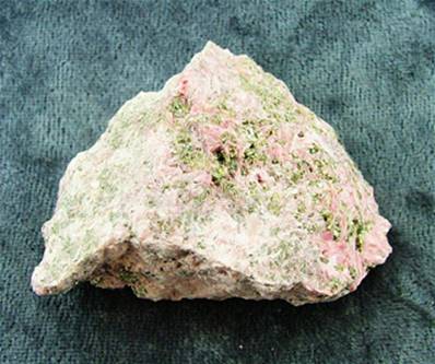 RHODOCHROSITE WITH PYRITE ROUGH CRYSTAL SPECIMEN. SP4832