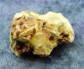 AQUAMARINE WITH MICA CRYSTAL SPECIMEN. SP6292