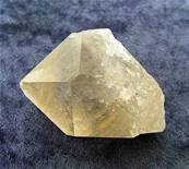 RUTILATED QUARTZ POINT SPECIMEN. SP7842