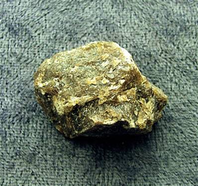 MONTICELLITE ROUGH CRYSTAL SPECIMEN. SP8287