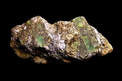 EMERALD, GRAPHITE & FUSHSITE RAW CRYSTAL SPECIMEN.   SP10681