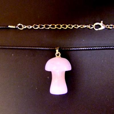 Gemstone Mushroom Pendant in Rose Quartz with silver plated bail.   SPR15371PEND
