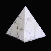 Gemstone Pyramid In White Howlite.   SP16672POL