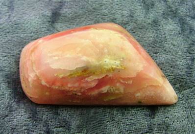 SLICED PINK OPAL DOME POLISHED PEBBLE SPECIMEN. SP5438POL