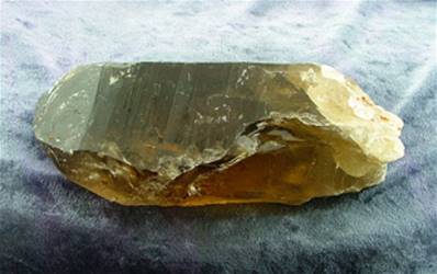 SMOKEY QUARTZ LEMURIAN POINT SPECIMEN. SP6458