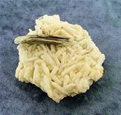 MICA CRYSTAL FORMATION ON FELDSPAR & ALBITE MATRIX. SP7672