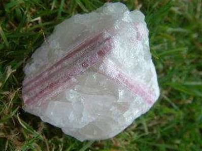 PINK TOURMALINE IN QUARTZ CRYSTAL SPECIMENS. PNKTQ01