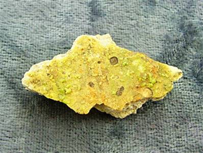 PYROMORPHITE ROUGH CRYSTAL SPECIMEN. SP6086