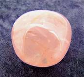 MADAGASCAN ROSE QUARTZ POLISHED PEBBLE SPECIMEN. SP8594POL