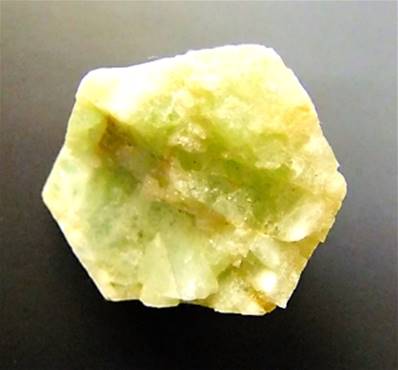 AQUAMARINE ROUGH CRYSTAL SPECIMEN. SP9551