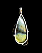 925 SILVER PENDANT FEATURING A LARGE TEARDROP SHAPE  CABOCHON IN LABRADORITE.   SP11761PEND