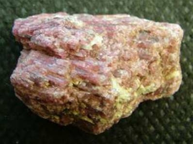 RUBELLITE CRYSTAL SPECIMEN. SP3385