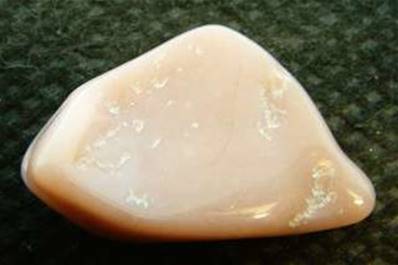 PINK OPAL POLISHED PEBBLE. SP3581POL