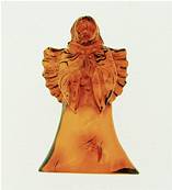 ANGEL CARVING IN BALTIC AMBER. SP4887