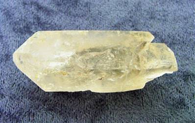 QUARTZ CATHEDRAL POINT SPECIMEN. SP7386