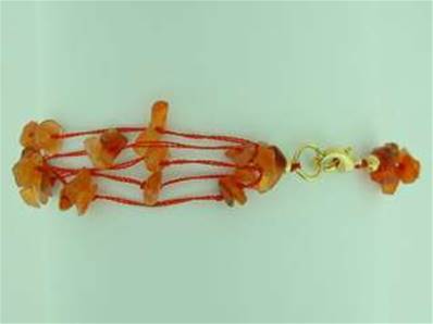 COTTON THREADED GEM CHIP BRACELET IN CARNELIAN.   SPR994