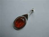 AMBER PENDANT