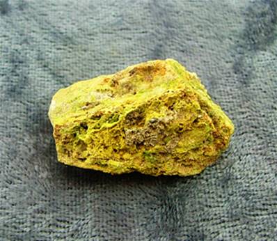 PYROMORPHITE ROUGH CRYSTAL SPECIMEN. SP6082