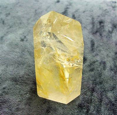 CHLORITE IN QUARTZ POLISHED POINT. SP6577POL