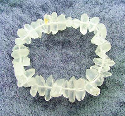 DOUBLE TERMINATED QUARTZ POINTS BRACELET. SPR8001