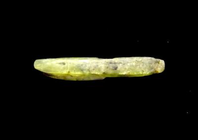 GREEN KYANITE CRYSTAL BLADE.   SP13211