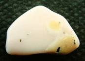 PINK OPAL POLISHED PEBBLE. SP3585POL