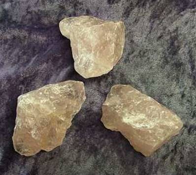 ROSE QUARTZ CHUNKS 'A' GRADE (BRAZIL). SPR4231