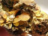 WULFENITE