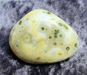 ORBICULAR JASPER POLISHED PEBBLE SPECIMEN (MADAGASCAR). SP4086POL