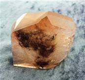 POLISHED GOLDEN RUTILATED QUARTZ POINT. SP6559POL