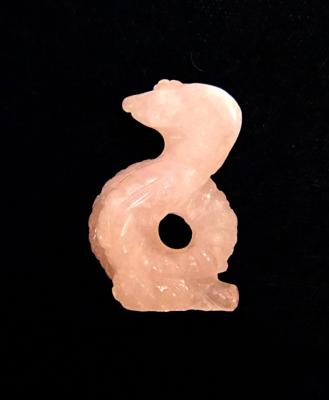 CARVING OF A COBRA IN ROSE QUARTZ.   SP11105POL