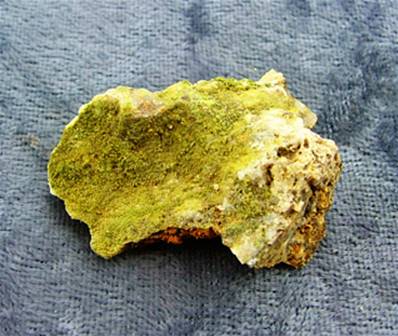 PYROMORPHITE ROUGH CRYSTAL SPECIMEN. SP6079