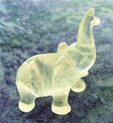 ELEPHANT CARVING IN QUARTZ. SP7946POL