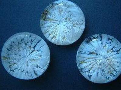 MURANO GLASS ORB (WHITE). 1.5 X3.5CM APROX. MURORB02