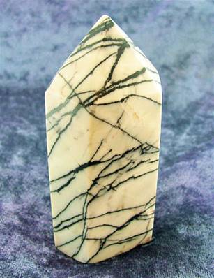 SPIDERS WEB JASPER POLISHED POINT SPECIMEN. SP6664POL