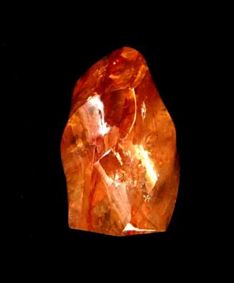 RED HEMATIOD QUARTZ POLISHED FLAME.   SP12230POL