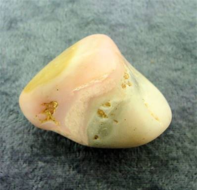 PERUVIAN ROSE OPAL POLISHED PEBBLE. SP7775POL