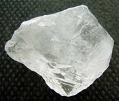 DOUBLE TERMINATED QUARTZ POINT SPECIMEN. SP3186