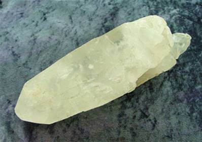 LASER QUARTZ POINT SPECIMEN.   SP5699