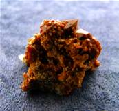 RED QUARTZ ROUGH CRYSTAL SPECIMEN. SP9023