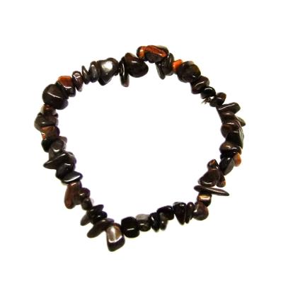 ELASTICATED RED TIGER'S EYE CLUSTER CHIP BRACELET.   SPR16155BR