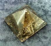 SMOKEY QUARTZ WITH RUTILE PYRAMID. SP5236POL